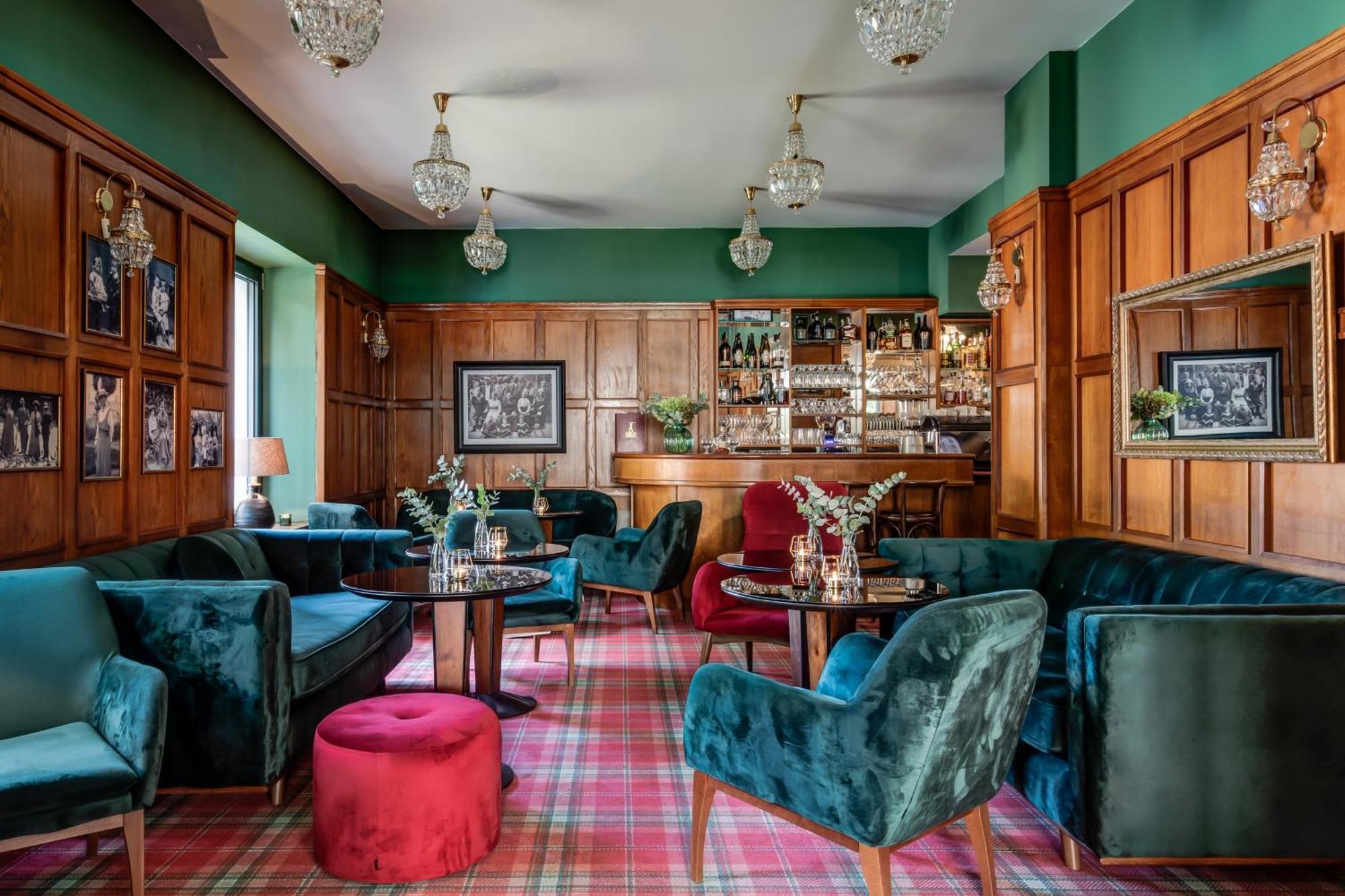 Hotel Golfi Poděbrady Buitenkant foto